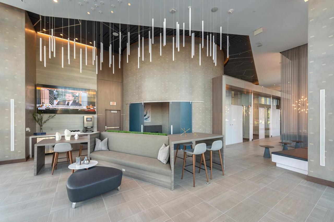 Global Luxury Suites Crystal City Arlington Extérieur photo