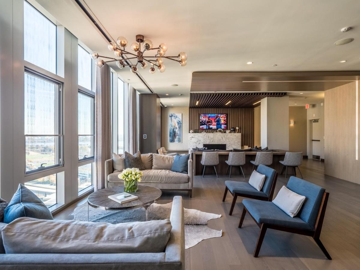 Global Luxury Suites Crystal City Arlington Extérieur photo